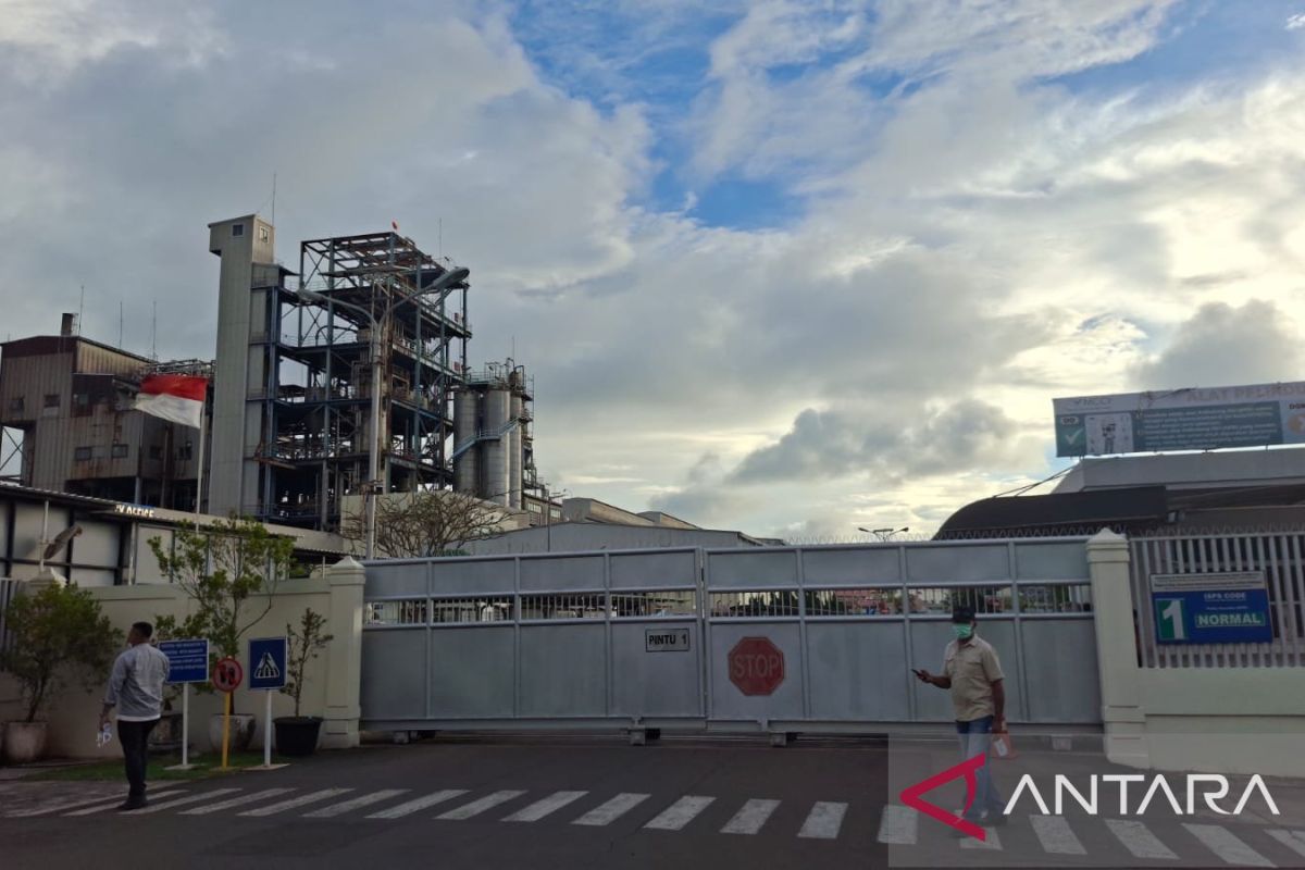 Chemical plant explosion in Cilegon prompts staff evacuation