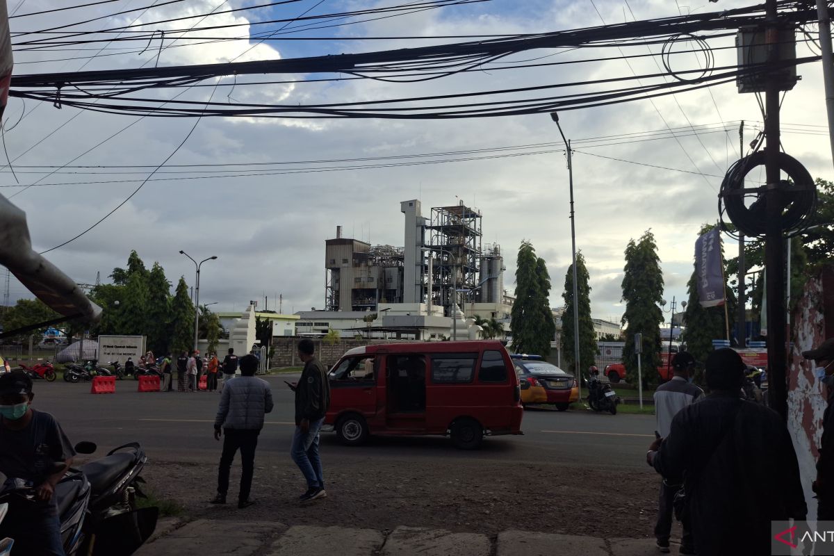 Cilegon residents complain of stinging eyes after chemical plant explosion