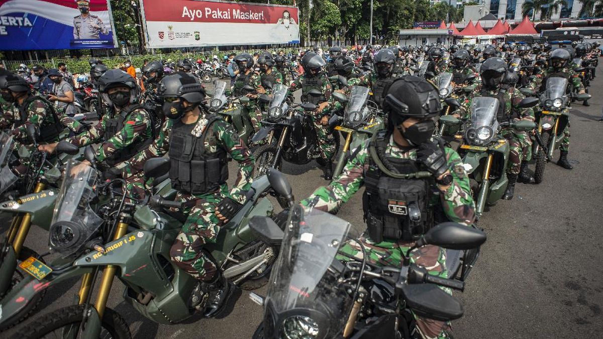 Kodam Jaya Deploys Troops to Aid Police in Mugging Crackdown in Jakarta