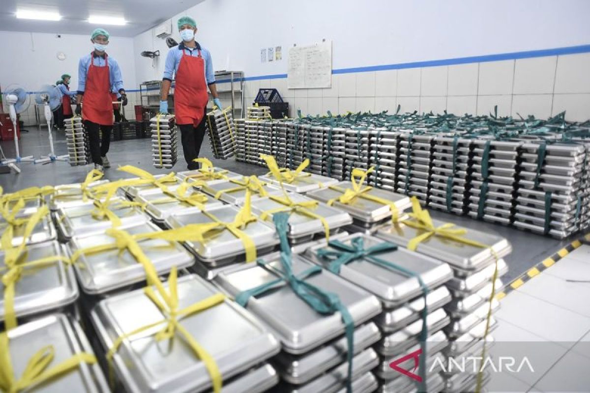 Bakom: Rp268tn MBG budget for 2026 under evaluation