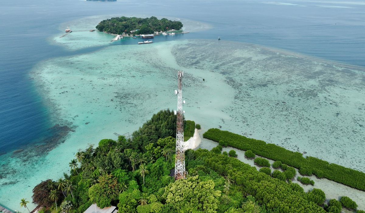LAPI ITB Study: Economic Impact of Digital Infrastructure in Indonesia