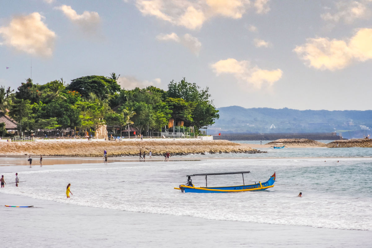 Immigration Crackdowns In Canggu Target Foreigners Working Illegally In Tourism Hotspot