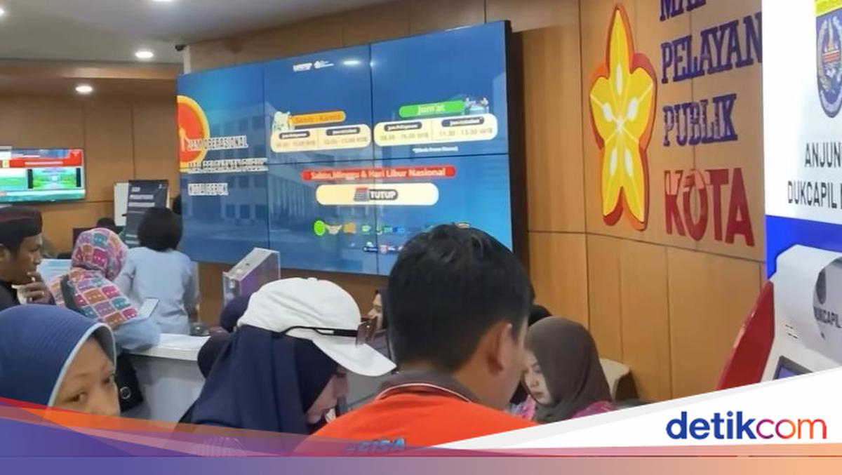 Dukcapil Overwhelmed by Citizens Activating IKD for School Enrollment Requirements