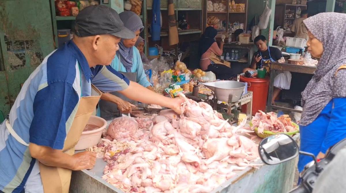 Eid al-Adha Approaches as Sleman's Essential Commodities Prices Remain Stable