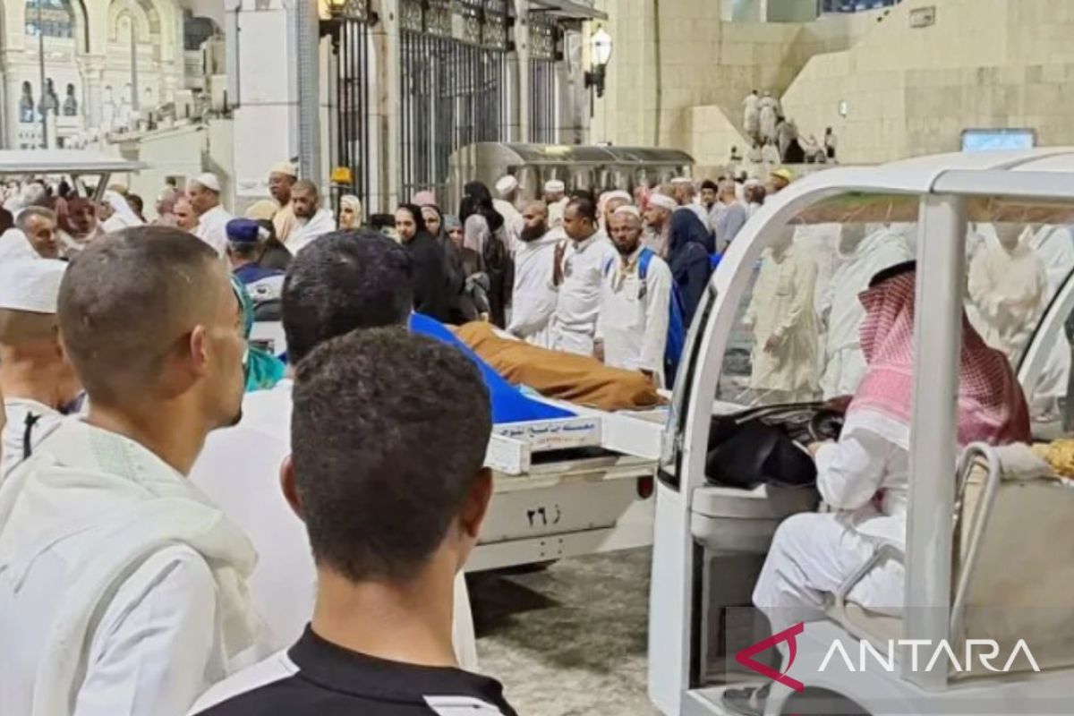 Karawang Hajj Pilgrim Dies in Mecca