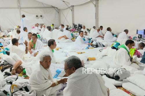 Sermon on Arafah Wukuf: Threefold Hajj Successes - The Path to Accepted Hajj and National welfare