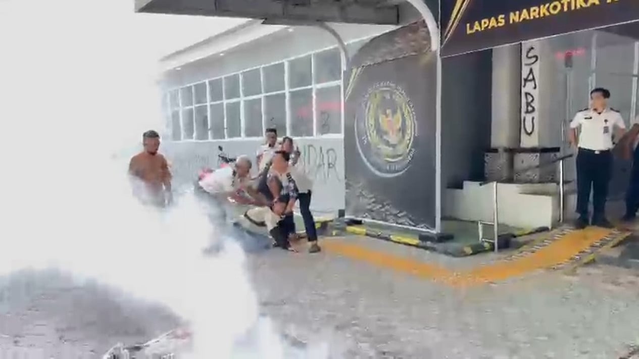 Eight Provocateurs Arrested After Violent Gowa Narcotics Prison Protest, Two Test Positive for Drugs