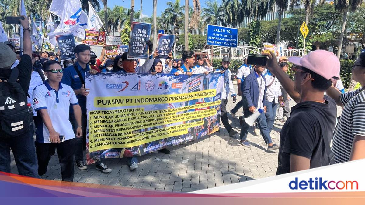  Workers Protest at Indomaret Tower in PIK, Demand Overtime Pay