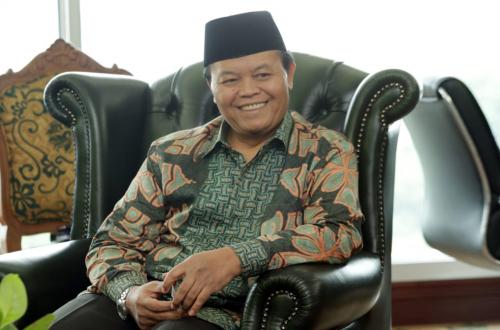 Hidayat Nur Wahid Listens to Hajj Pilgrims' Concerns Over Elevators and Washing Machines