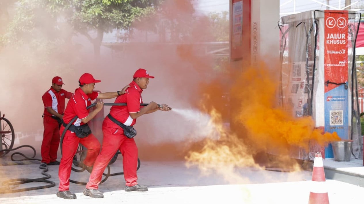 Pertamina Retail Strengthens Staff Preparedness Amid Various Hazards at Petrol Stations