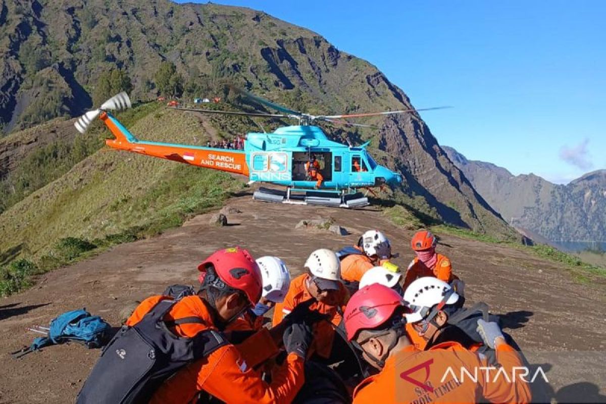 Malaysian hiker injured on Mount Rinjani receives treatment in Bali