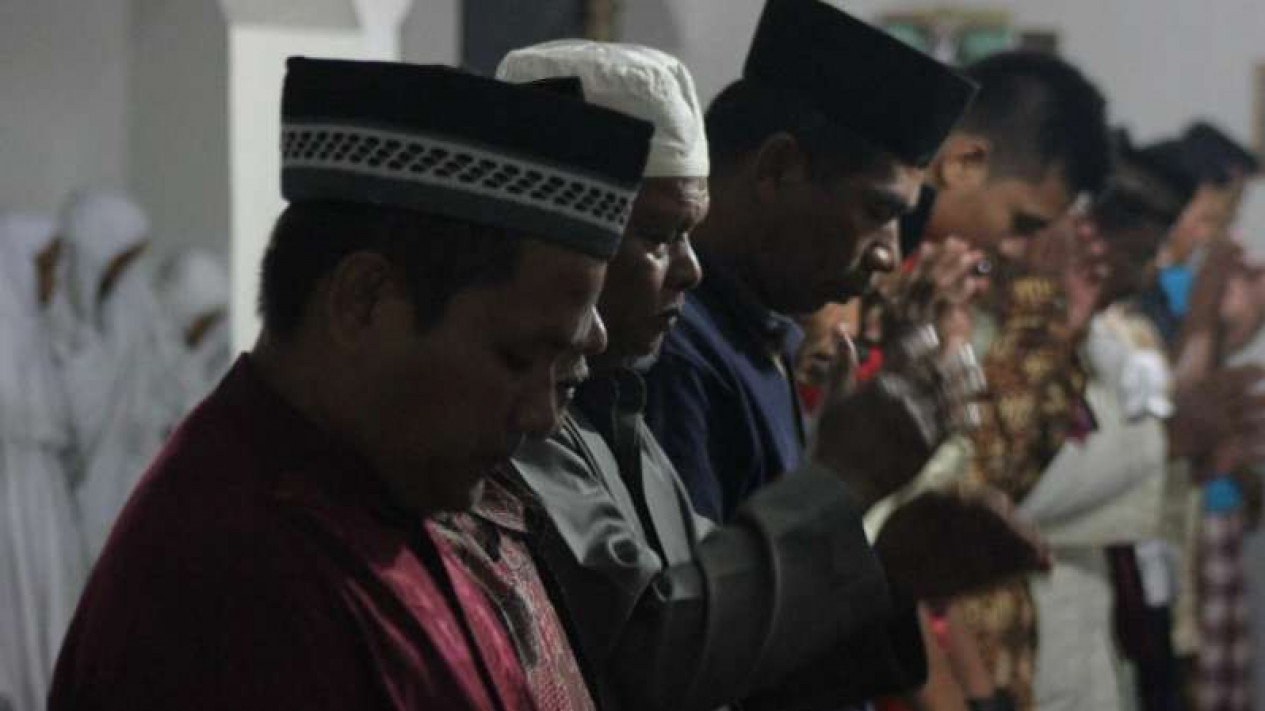 Padang Naqsabandiyah Sufi Community Celebrates Eid al-Adha Today