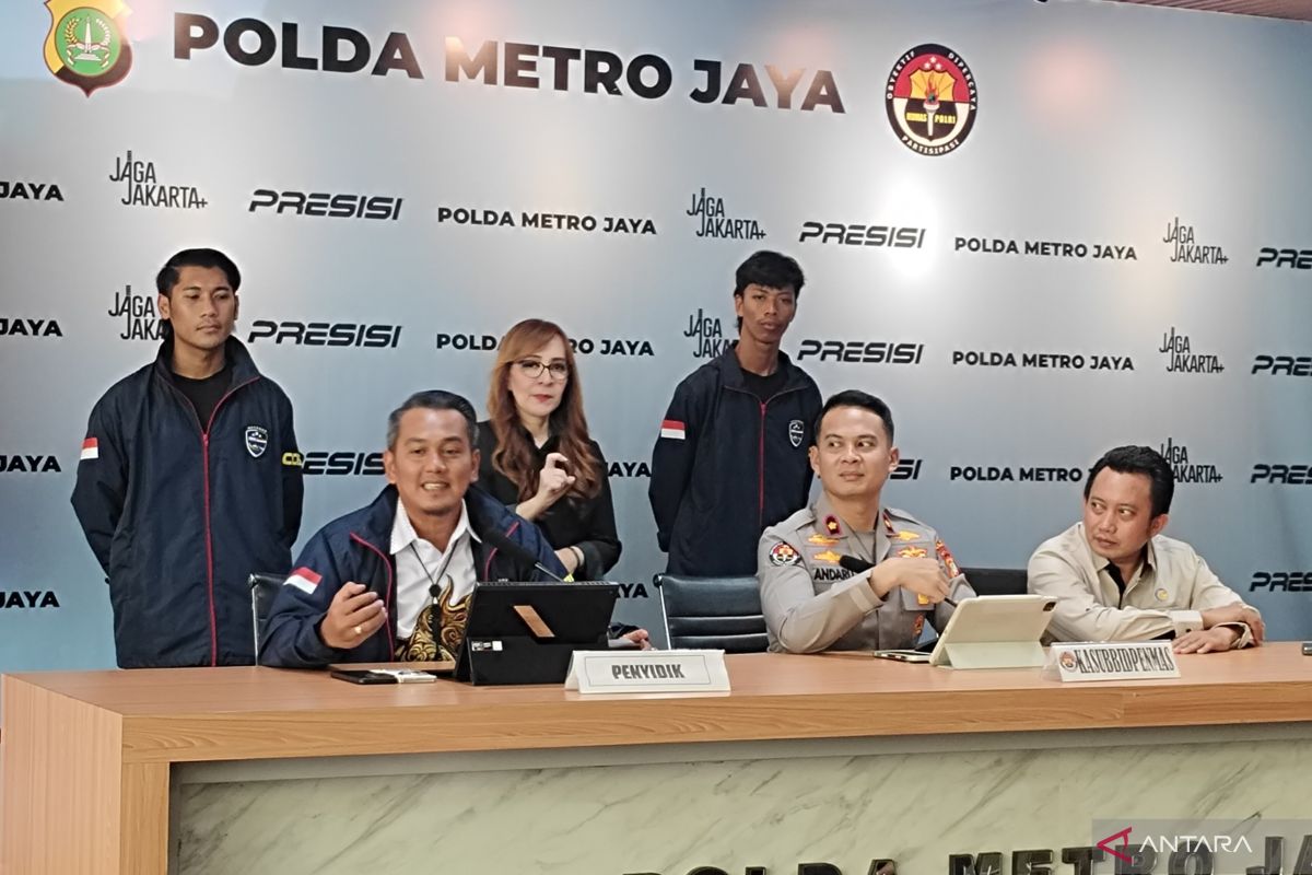 Police uncover pornography live-streaming case on social media