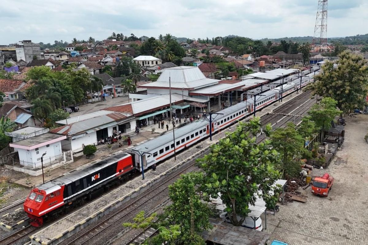 KAI deploys 25 passenger rolling stock units to Sumatra amid rising customer numbers in Lampung and South Sumatra