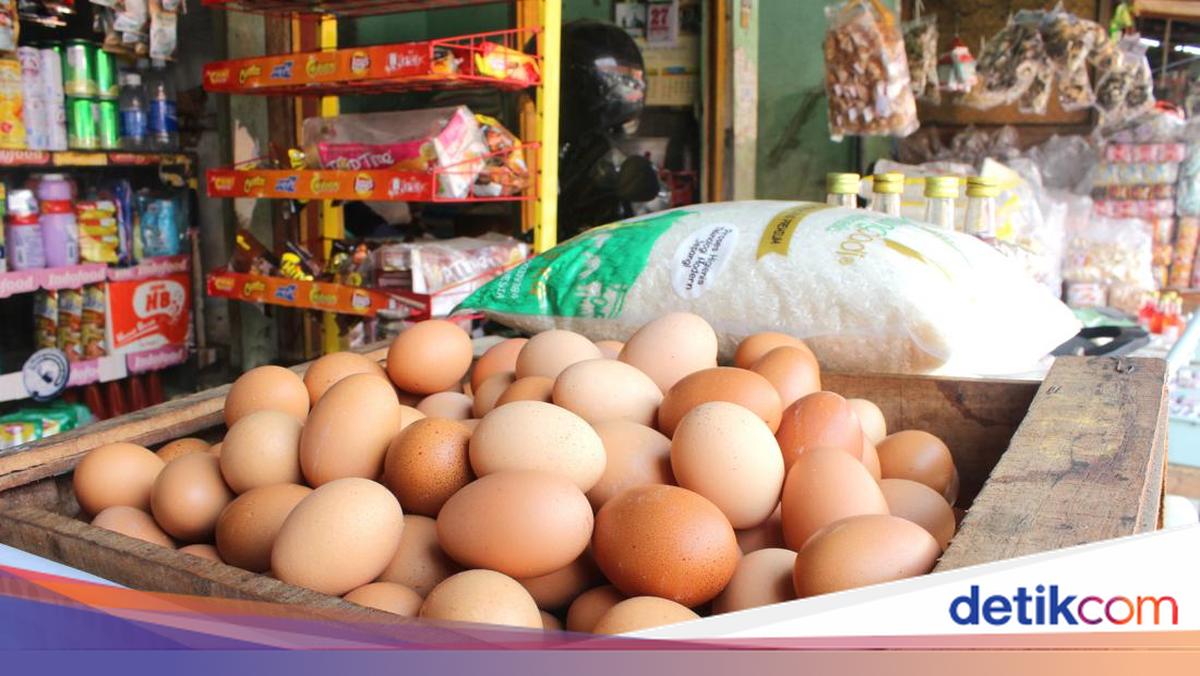 6,000 people flock to West Java's subsidised market ahead of Eid al-Adha 1447 H