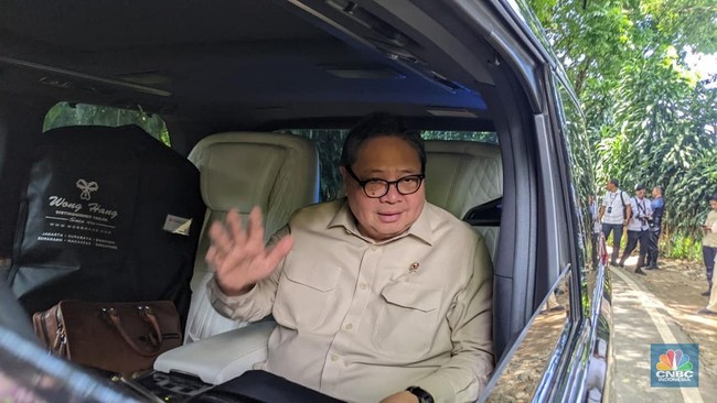 Layoff Victims Urged to Enrol in National Vocational Programme with Rp2.12 Trillion Budget