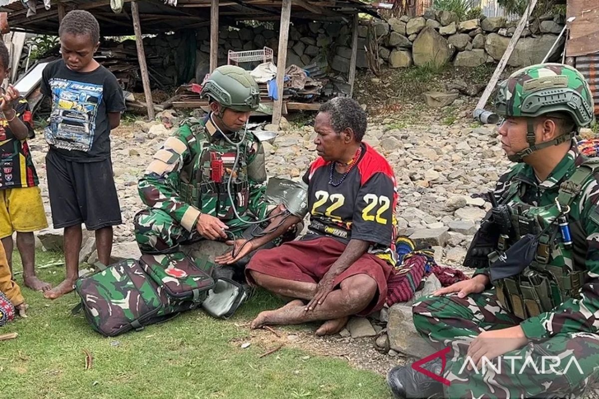 TNI launches free mobile healthcare services for Central Papua residents