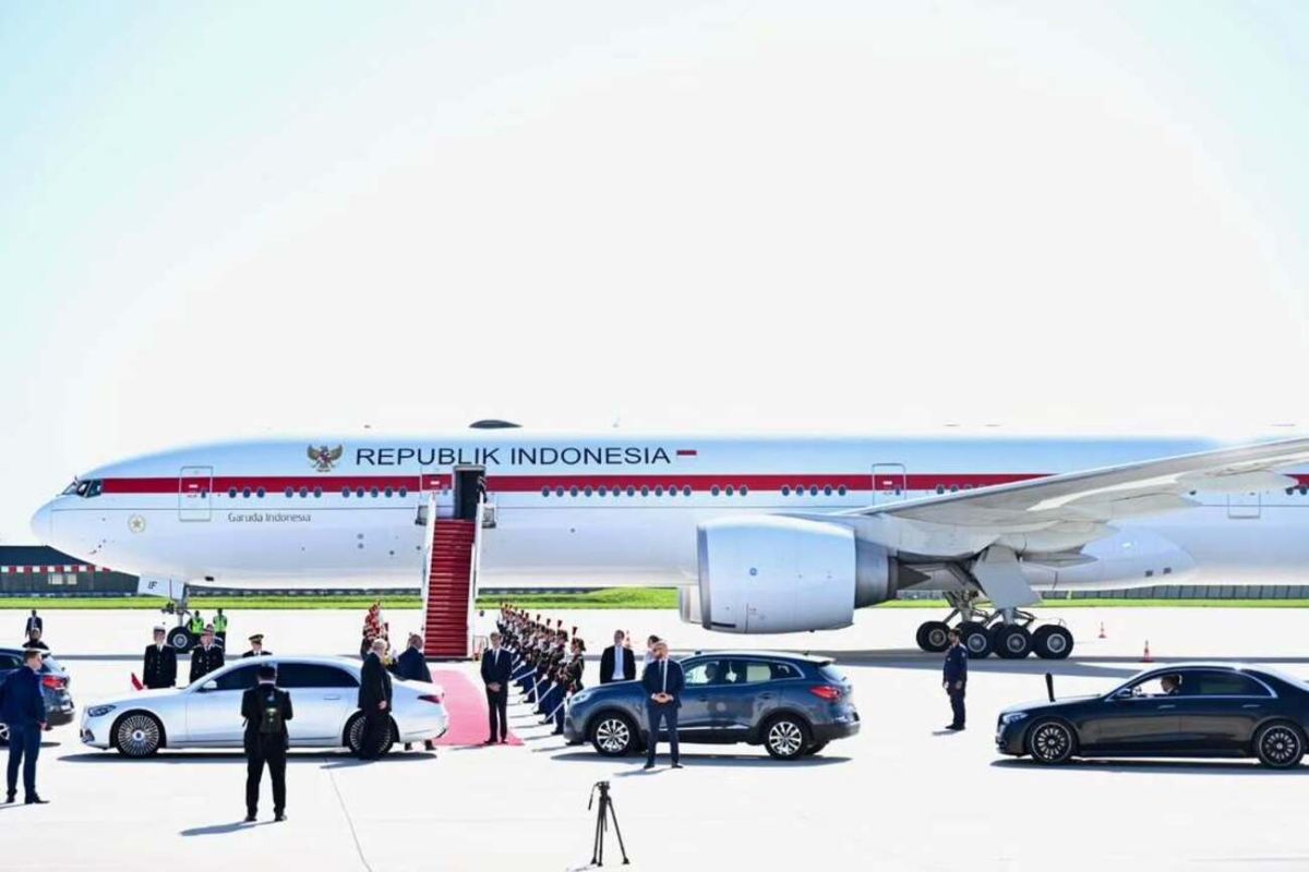 President Prabowo arrives in France for state visit