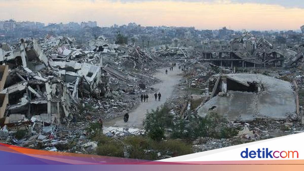 Israel Strikes Gaza During Ceasefire, 5 Killed