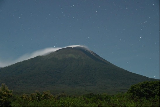 Mount Lewotolok Volcanic Activity Surges Sharply, Public Warned to Stay Alert
