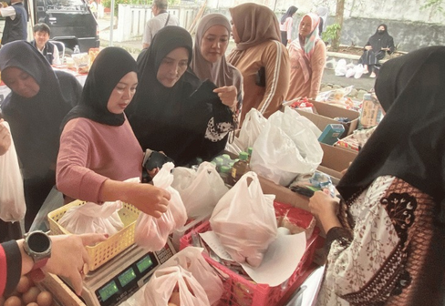 West Java Government Holds Cheap Market in Six Areas Ahead of Eid al-Adha 1447 AH