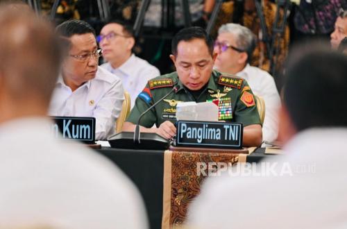 TNI Commander Gives Green Light for Combat Battalions to Assist in Handling Begal Incidents