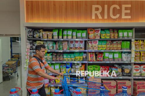 BPS: Household Consumption and Investment Sustain Indonesia's Economic Growth