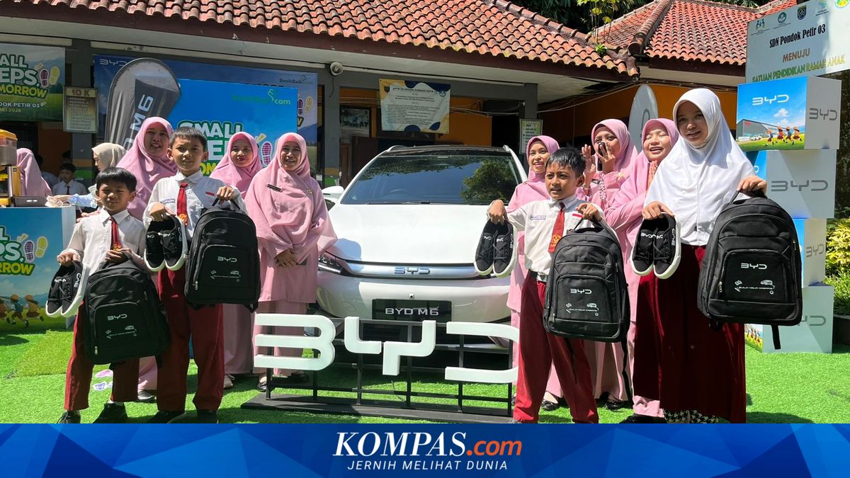 BYD Takes Small Steps Towards the Future from Depok Classroom