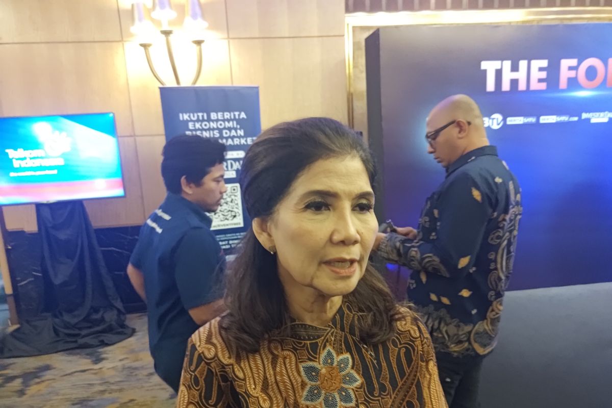 Economist says macro stability must be accompanied by market confidence