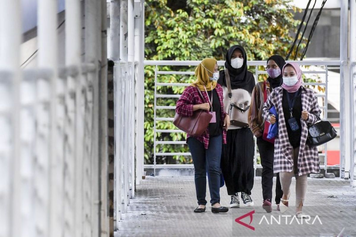 Keep wearing masks as Jakarta's air quality ranks fourth worst globally