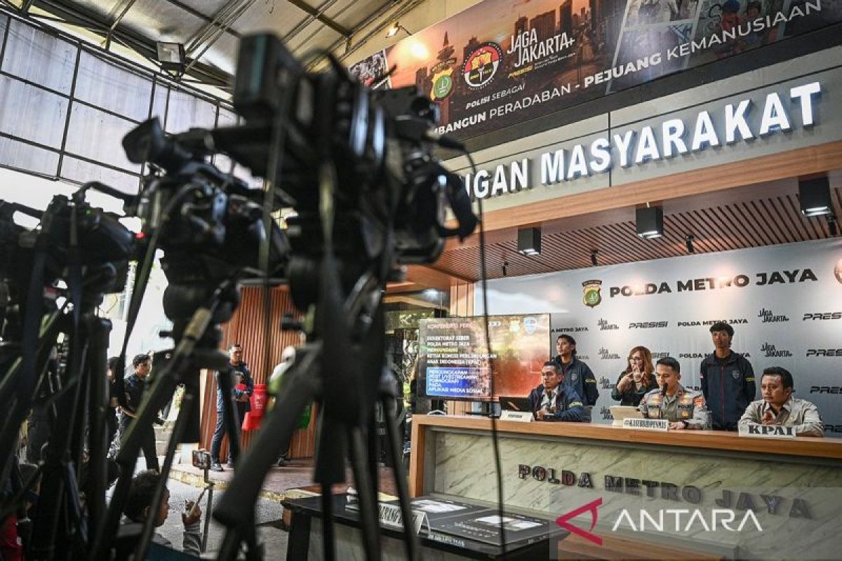 Crime roundup: Foreign national assault and pornography cases