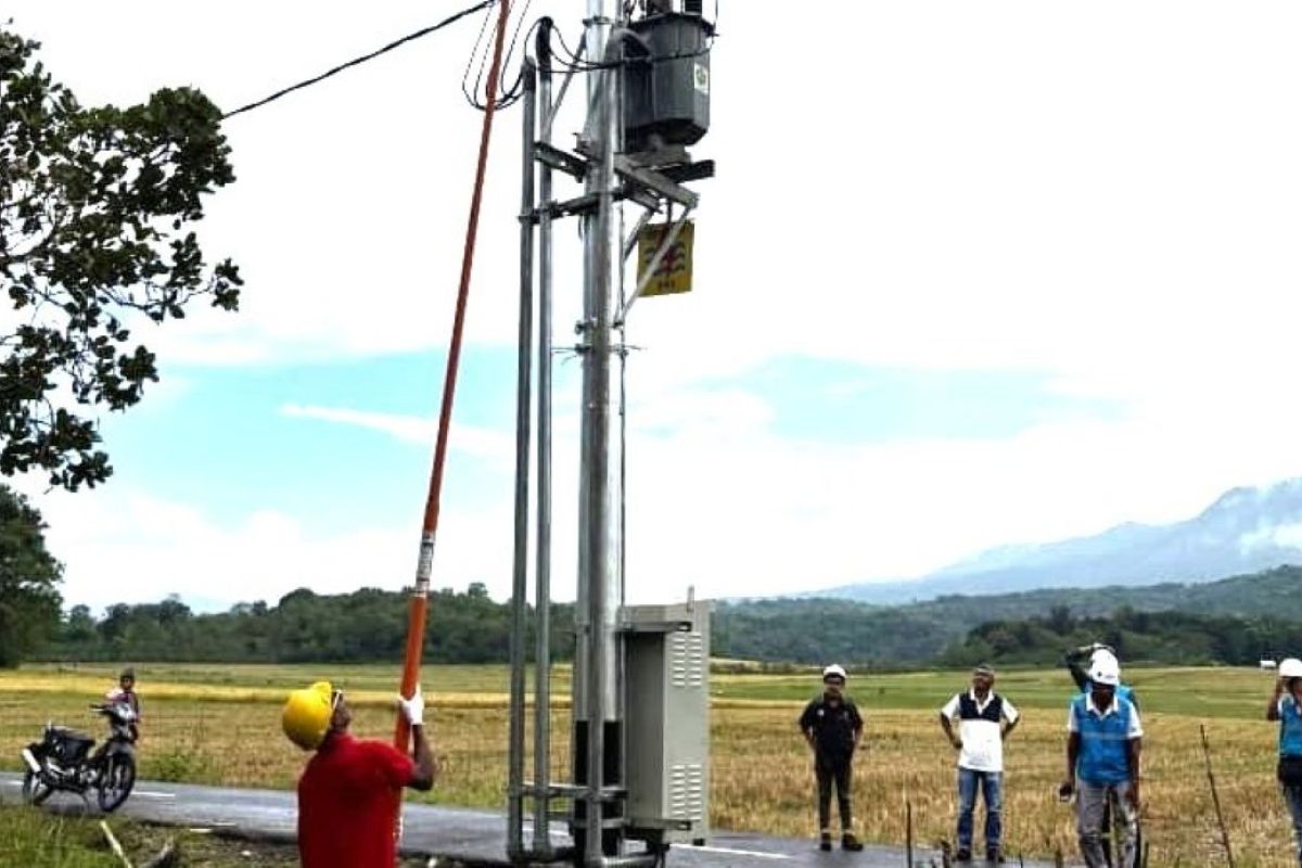 PLN Extends Electricity to Remote Areas in Ngada Regency
