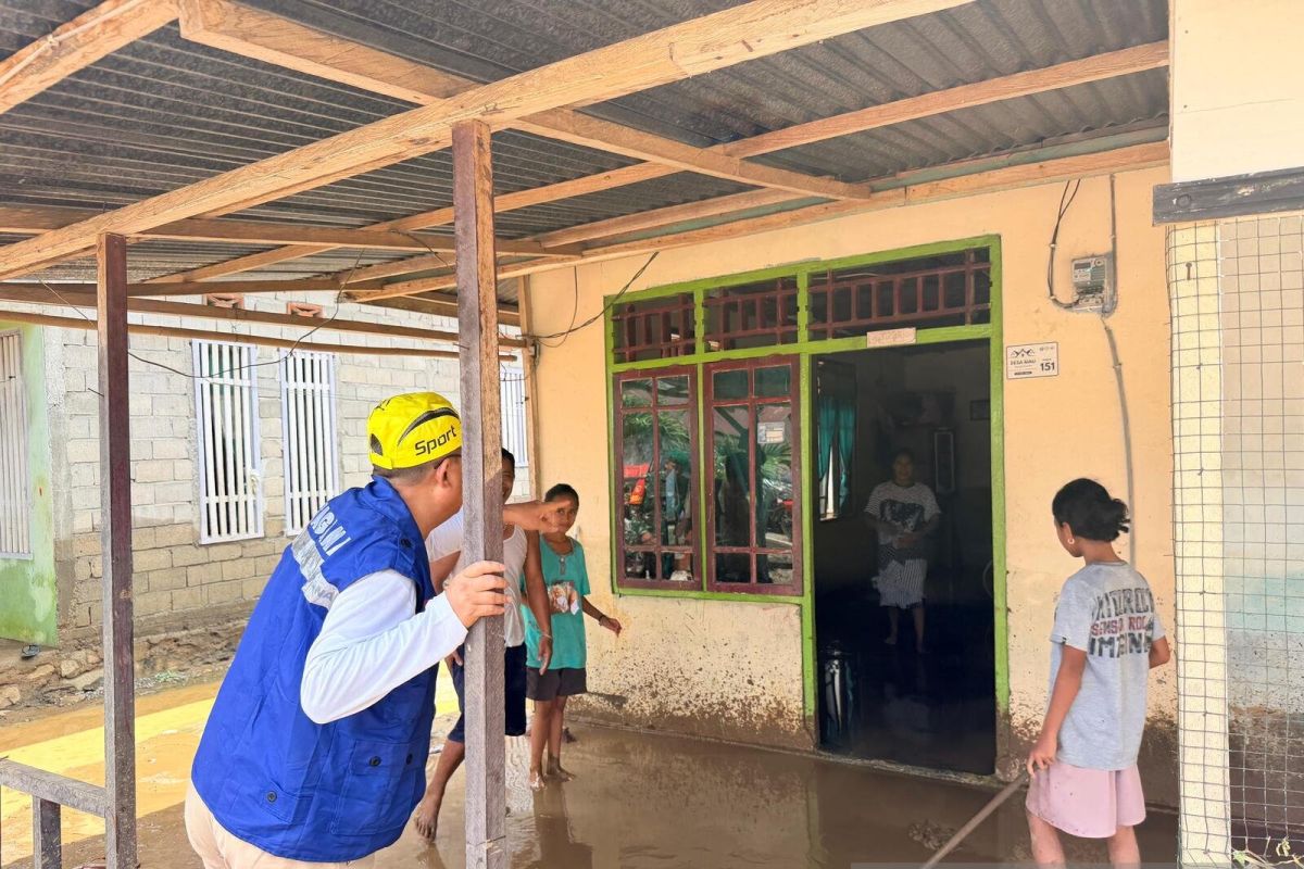 Presidential sacrificial cattle distributed to flood-affected residents