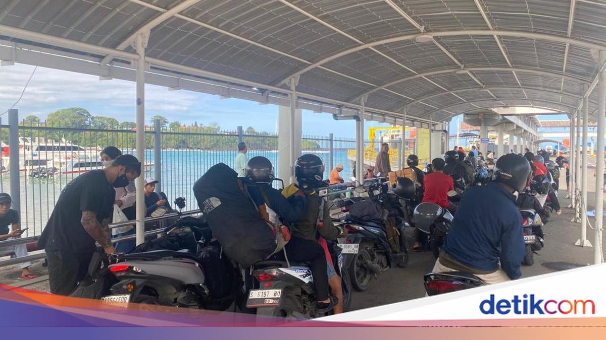 Eid al-Adha holiday sees passenger numbers at Padangbai Port double