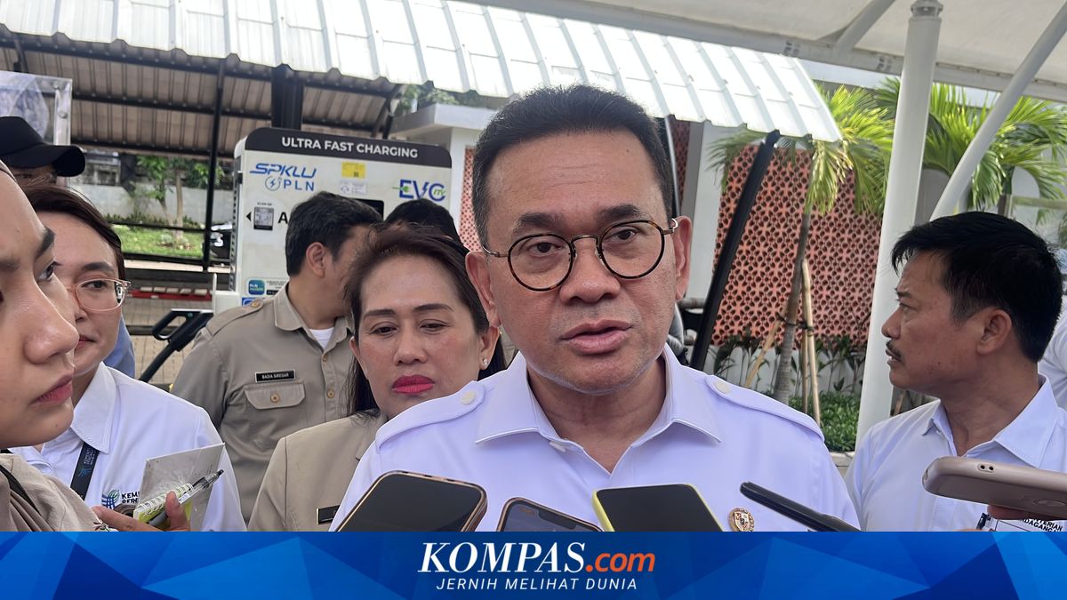 Trade Minister Addresses Marketplace Sellers' Complaints, Prepares Revision of Regulation No. 31 of 2023