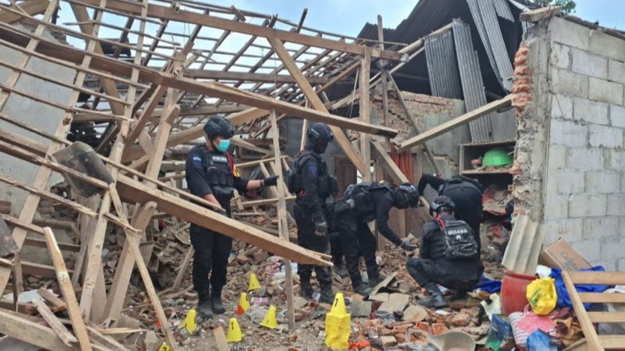 Malang House Explosion Suspected Caused by Homemade Fireworks