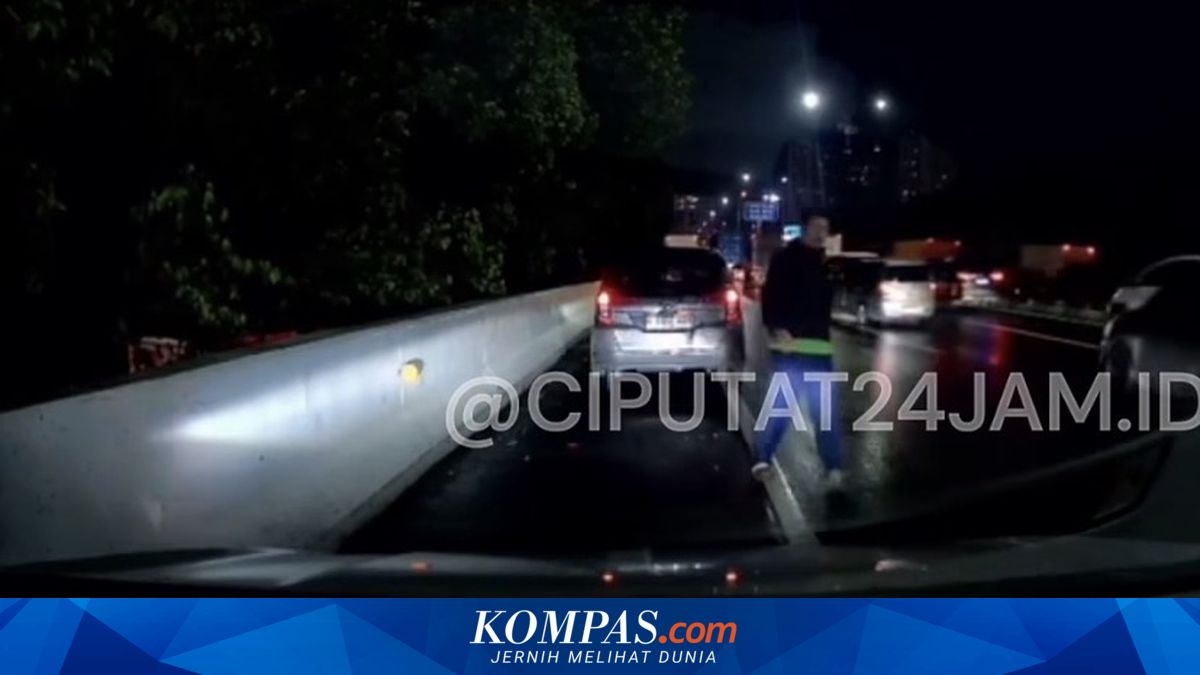Viral: Man Uses Wheel Lock Key to Damage Car After Road Incident on JORR Pondok Pinang Toll Road