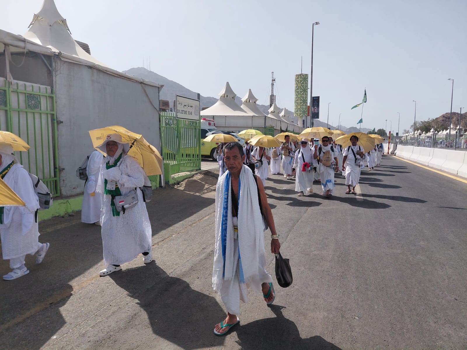 Brebes Elderly Hajj Pilgrims Forced to Delegate Aqabah Stoning Due to Arafah-Mina Trek
