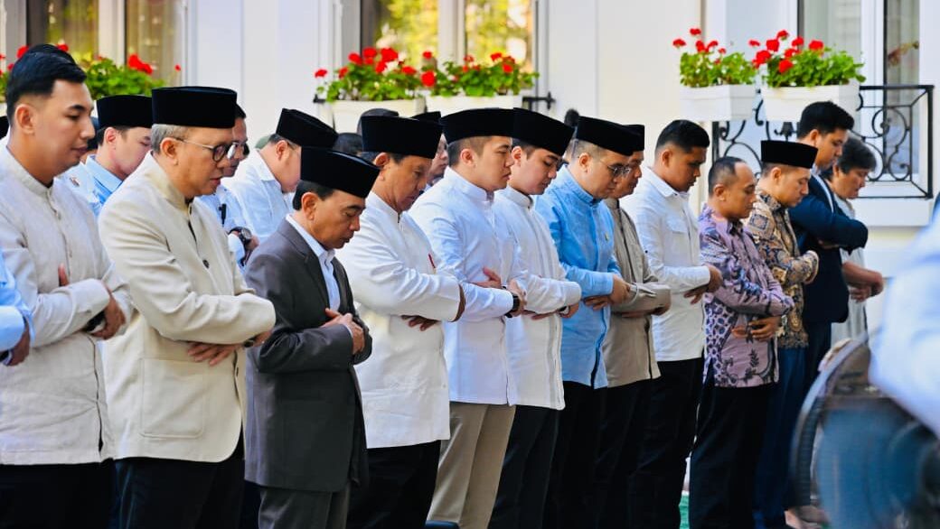 Diaspora Celebrate Eid al-Adha Prayer with President Prabowo