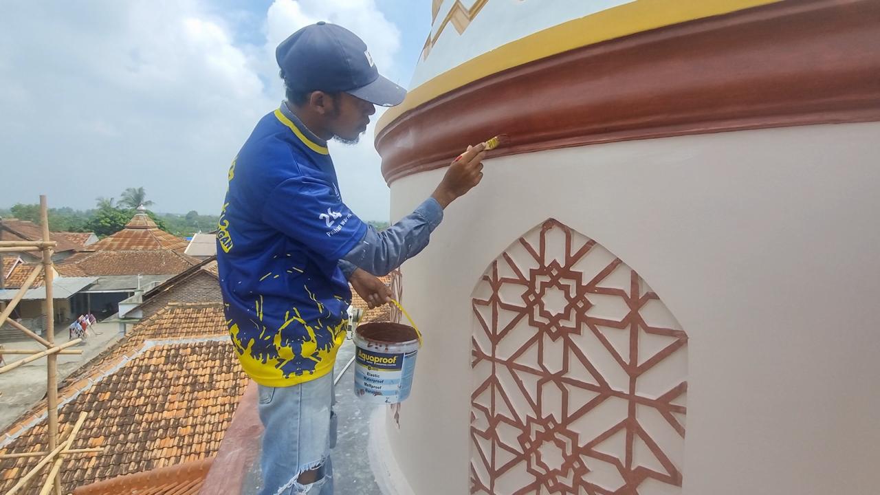 Eid al-Adha Boosts Focus on Mosque Comfort and Maintenance