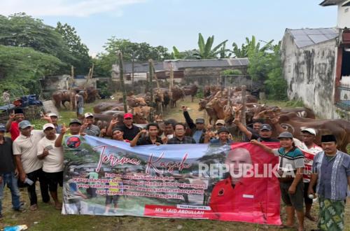 PDIP East Java Distributes 485 Sacrificial Cows, Emphasises Social Care and Solidarity