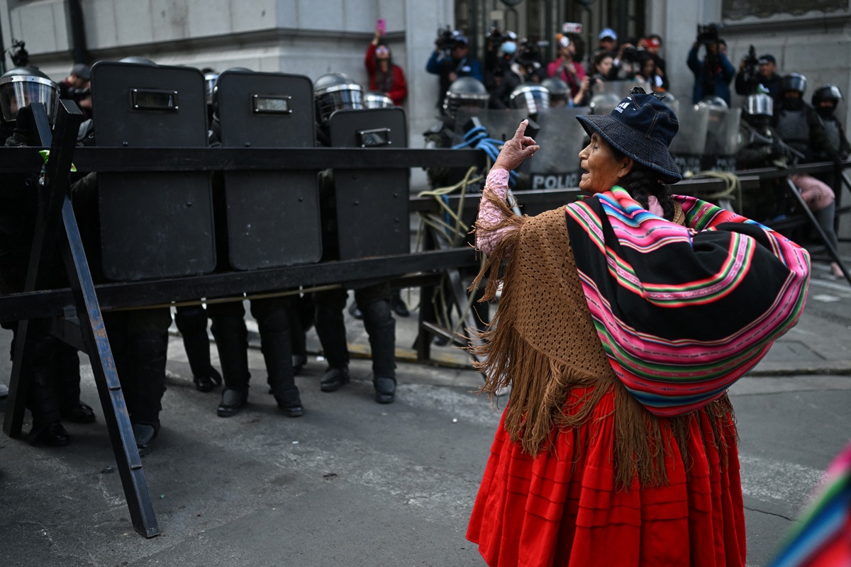 Bolivian President Declares Nation at 'Critical Point' Amid Month-Long Protests
