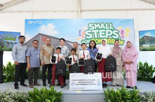 BYD Distributes Shoes and Bags to Support Indonesian Children’s Education