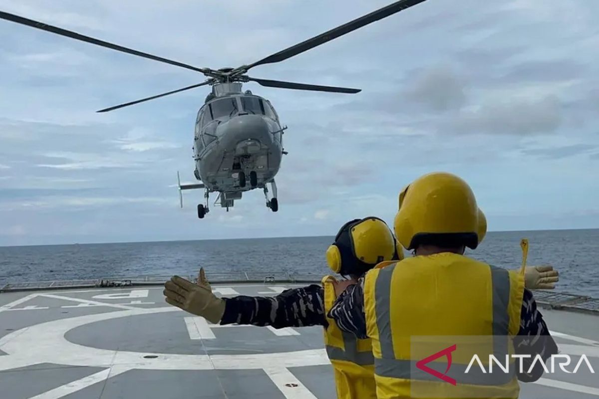 Indonesian Navy Conducts Manoeuvres and Evacuation Drills in Balikpapan Waters