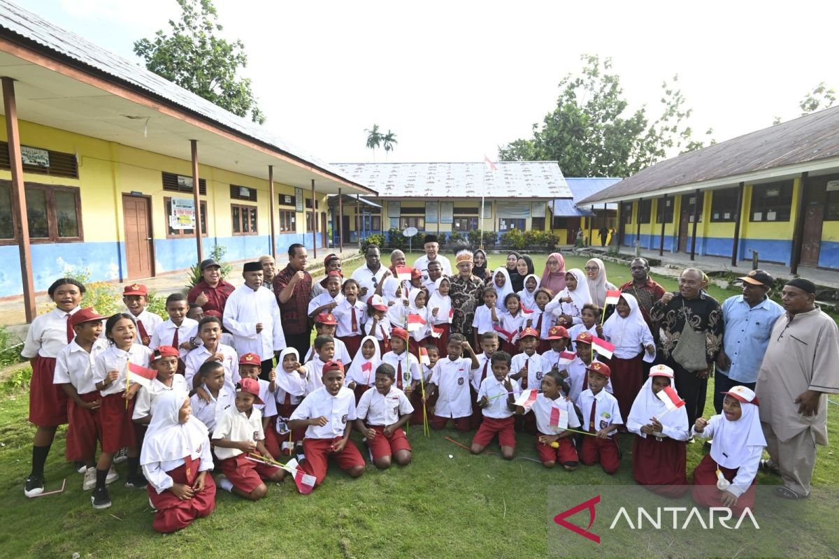 Minister of Basic and Secondary Education stresses education in Southwest Papua must not be left behind