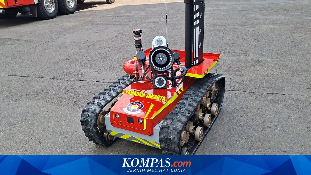 Advanced MRF-500 Firefighting Robot Shields Jakarta Firefighters in Extreme Conditions