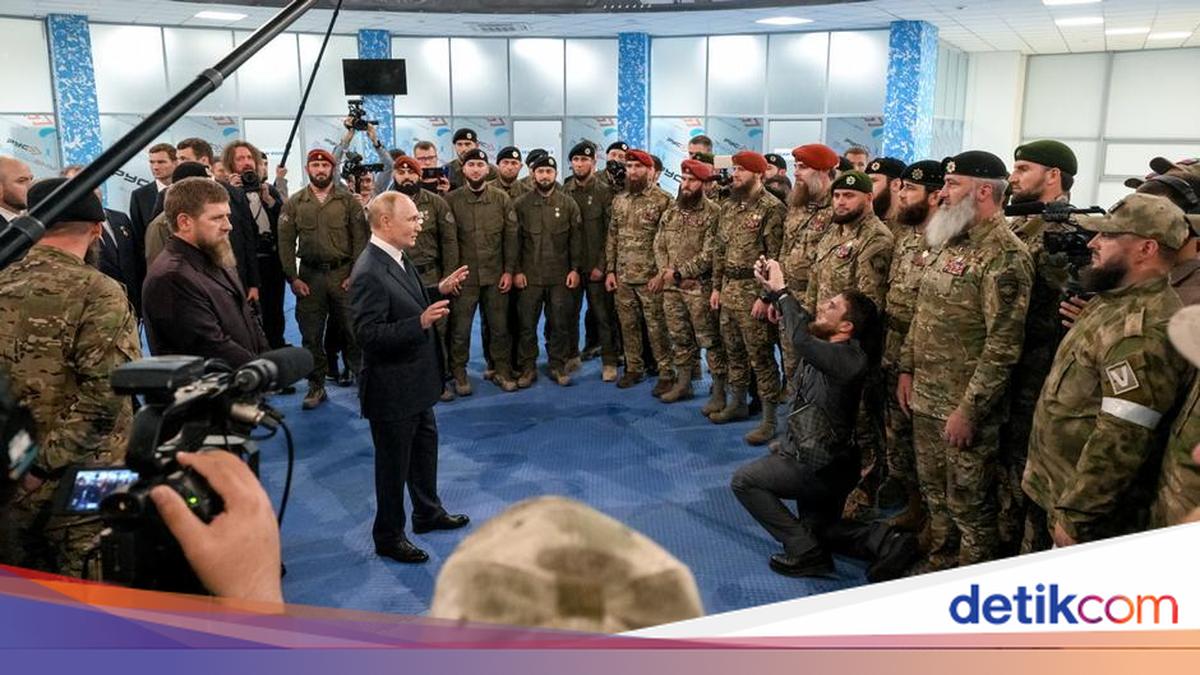  Putin promises to write off debts for those enlisting in Ukraine war