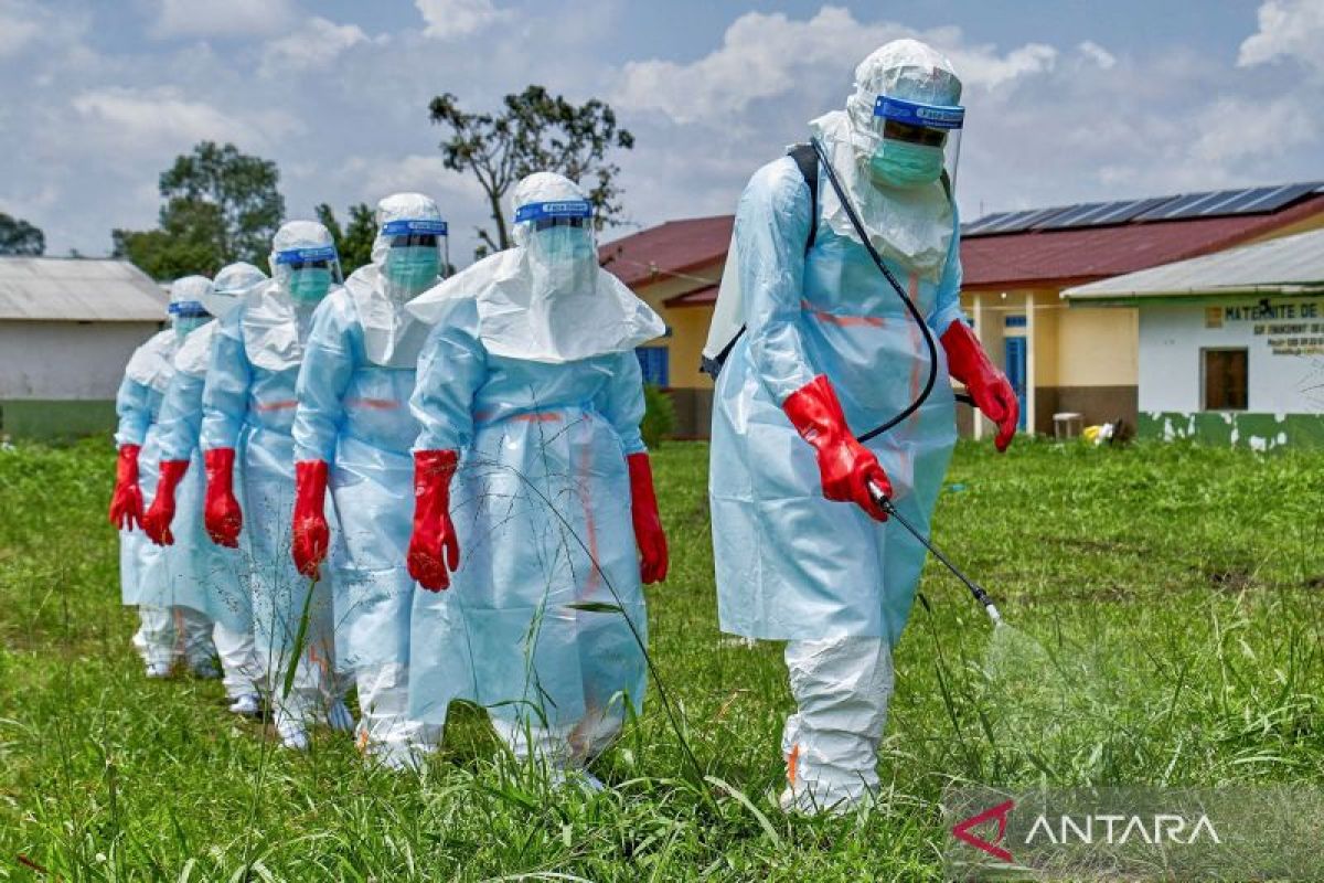 Uganda closes border with Democratic Republic of Congo amid Ebola outbreak