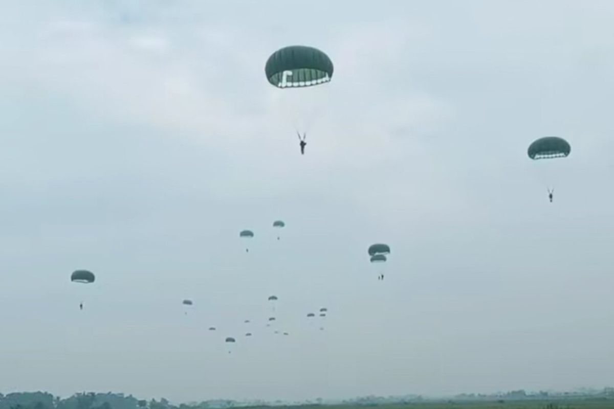 Korpasgat Supports Kopassus and Yon TP Parachute Training Exercise