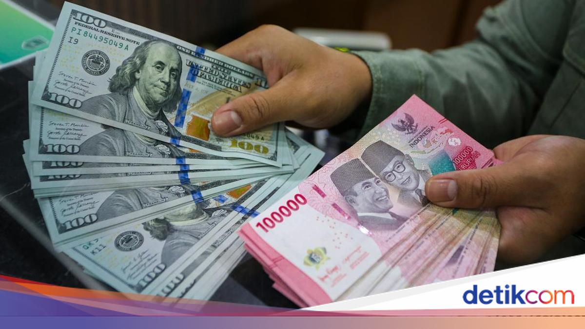 US Dollar Briefly Hits Rp 17,900, Rupiah Under Further Pressure
